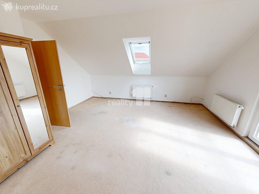 Prodej  rodinného domu 178 m^2 Křelovice, Křelovice 