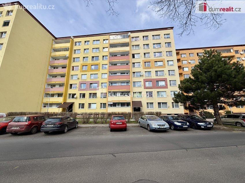 Prodej bytu 3+kk 72 m^2 Obchodní, Štětí 