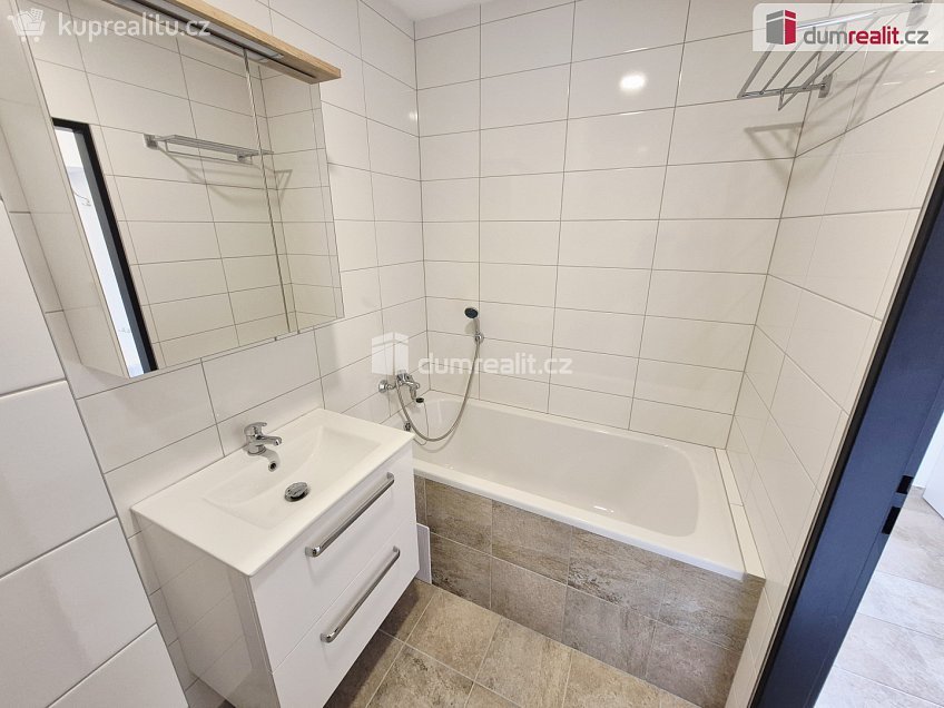 Pronájem bytu 2+kk 39 m^2 Krakovská, Kralupy nad Vltavou 