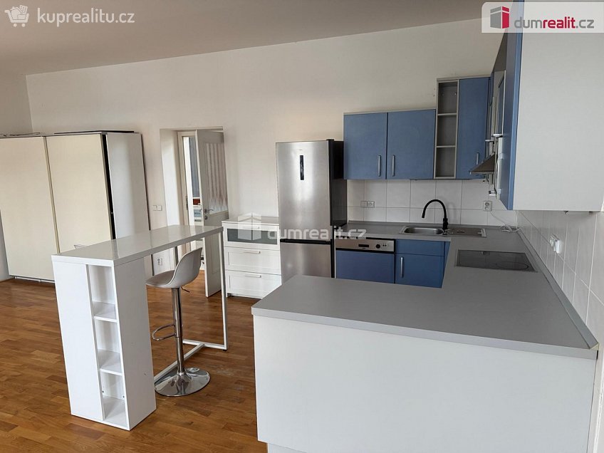 Pronájem bytu 2+kk 59 m^2 Rybalkova, Praha 10 