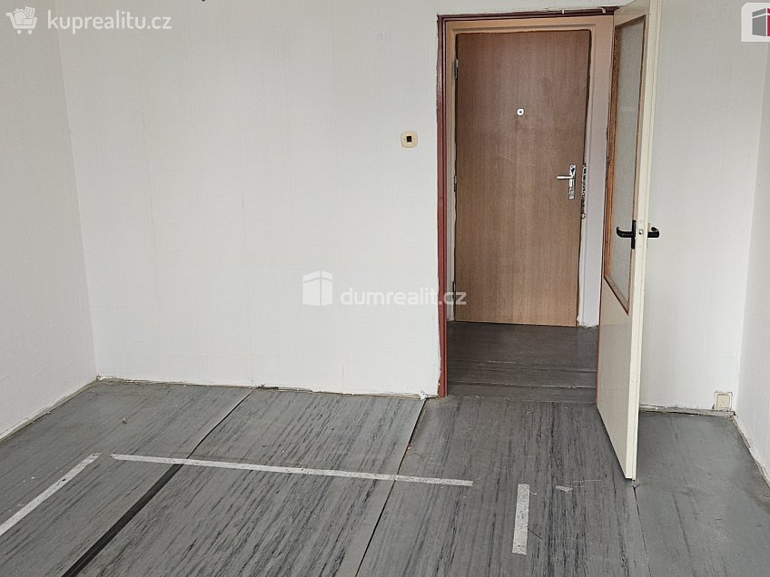 Prodej bytu 1+1 42 m^2 Sládkovičova, Praha 4 