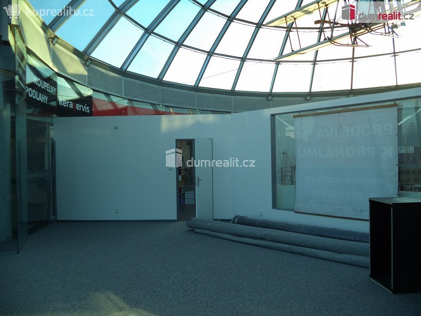 Pronájem  obchodních prostor 60 m^2 Krmelínská, Ostrava 