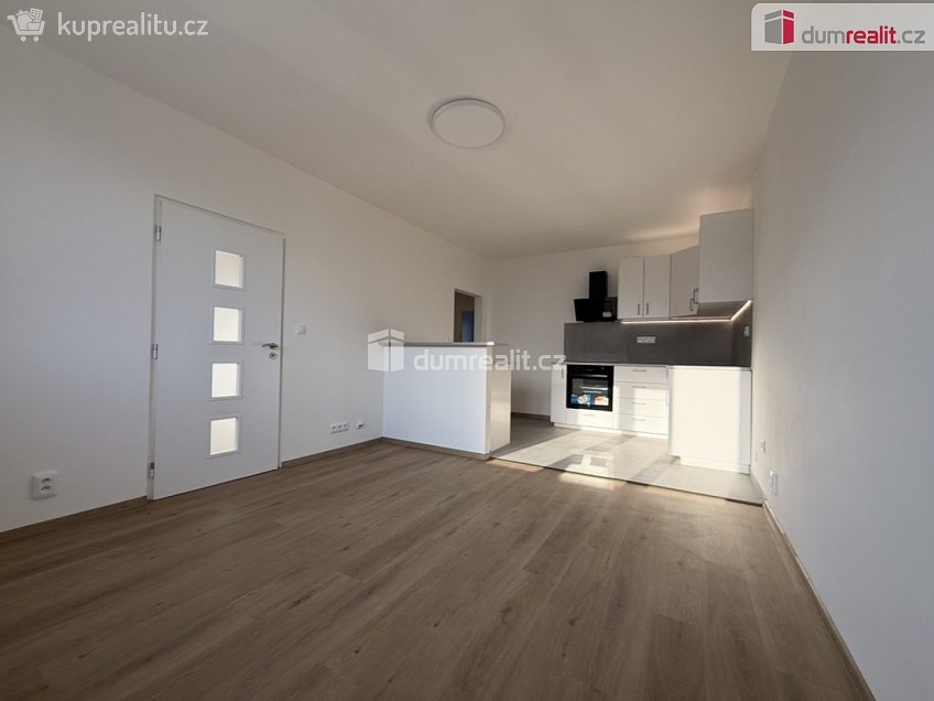 Pronájem bytu 3+kk 61 m^2 Pod Parkem, Ústí nad Labem 