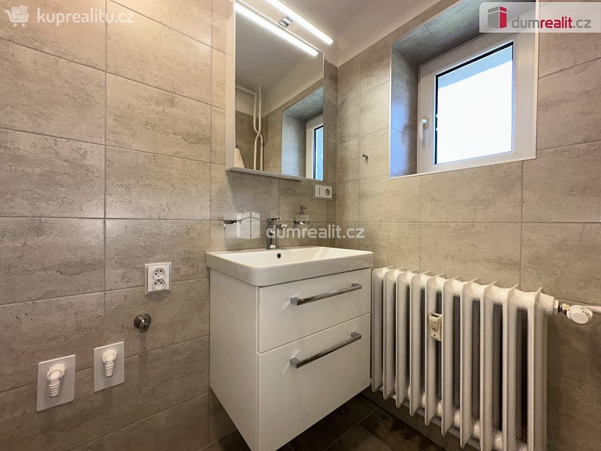 Pronájem bytu 1+kk 25 m^2 Bří. Mrštíků, Břeclav 