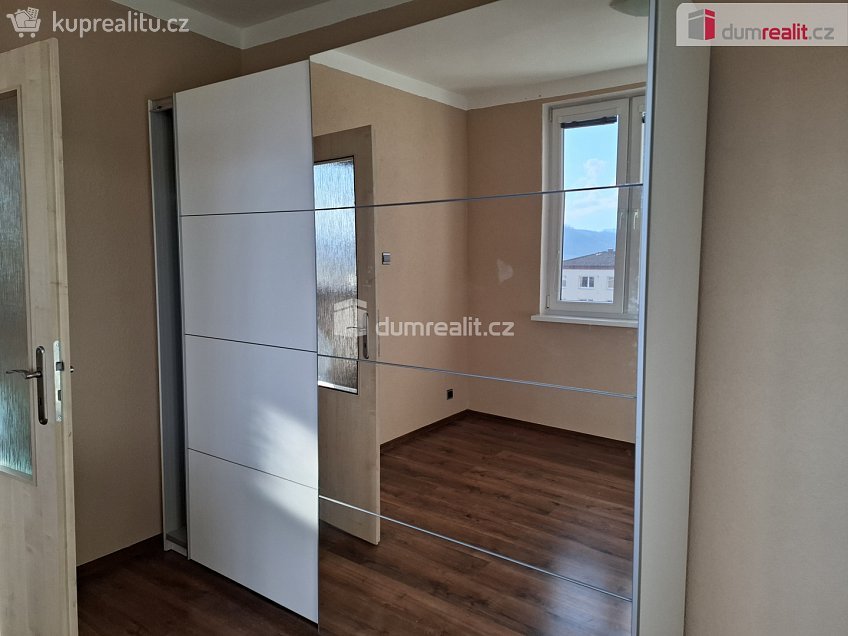 Pronájem bytu 2+1 48 m^2 Kulturní, Rožnov pod Radhoštěm 