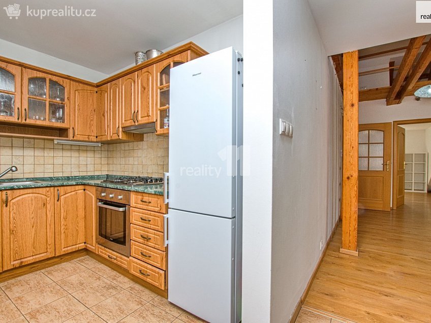 Pronájem bytu 2+kk 65 m^2 Barvířská, Liberec 