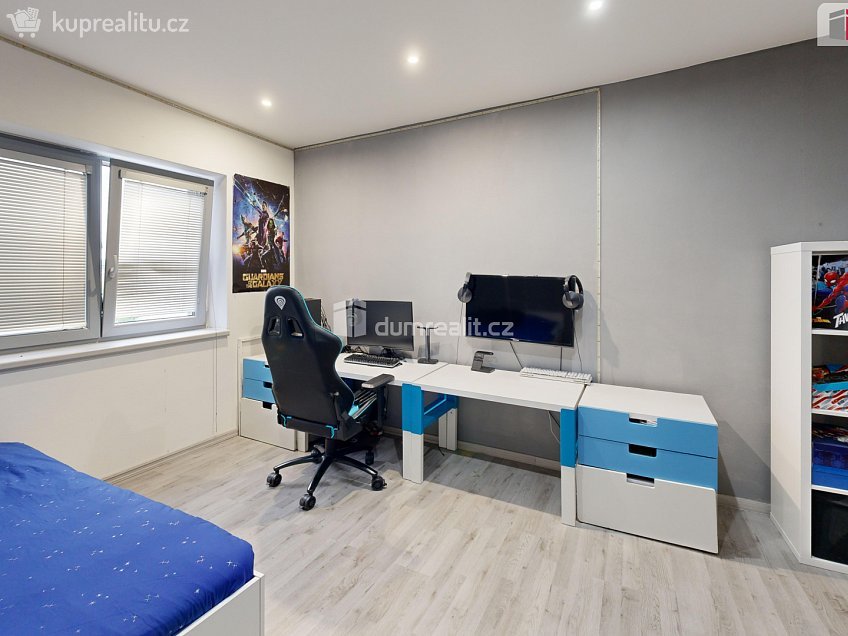 Prodej  rodinného domu 237 m^2 Hřbitovní, Vítkov 