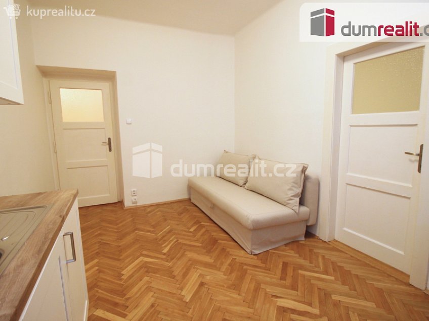 Pronájem bytu 2+kk 45 m^2 Slávy Horníka, Praha 5 