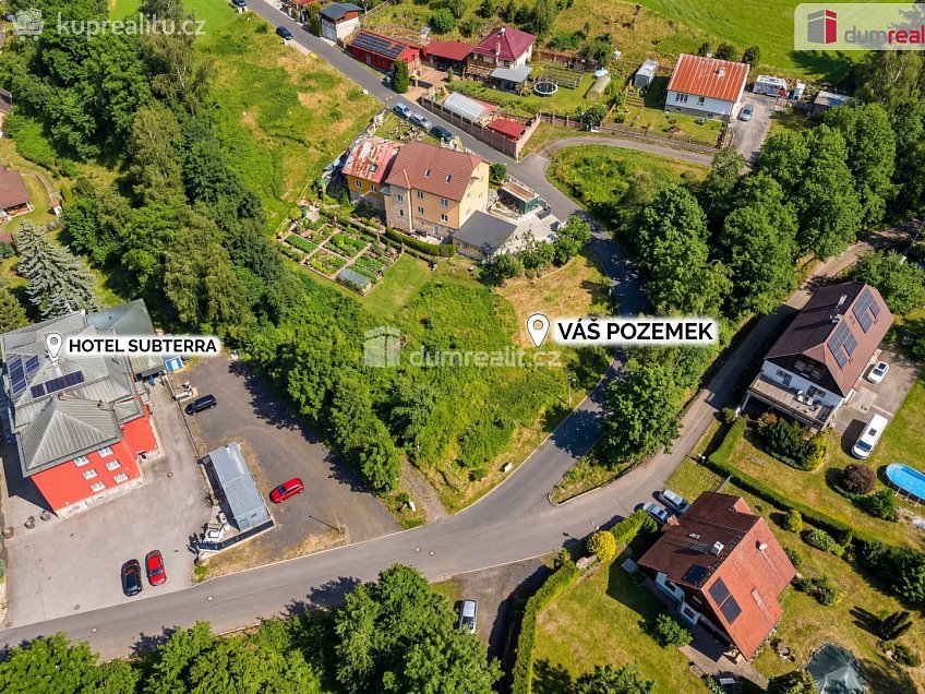 Prodej  stavebního pozemku 835 m^2 Ostrov, Ostrov 