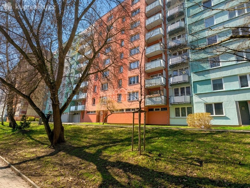 Prodej bytu 4+1 88 m^2 Prachatická, České Budějovice 