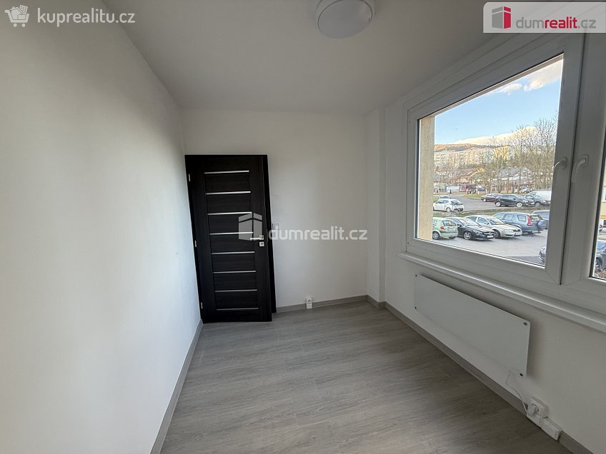 Pronájem bytu 2+1 53 m^2 Kollárova, Krupka 