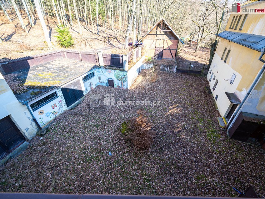 Prodej  komerční reality 2181 m^2 U Honzíčka, Písek 