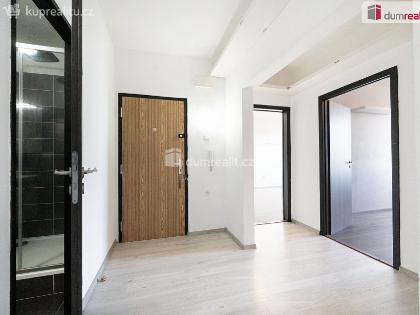 Prodej bytu 3+1 85 m^2 Prachatická, České Budějovice 