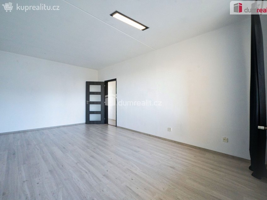 Prodej bytu 3+1 85 m^2 Prachatická, České Budějovice 