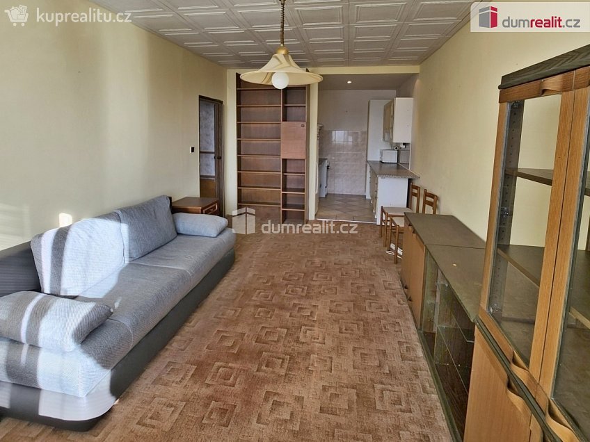 Pronájem bytu 2+kk 44 m^2 Hráského, Praha 11 