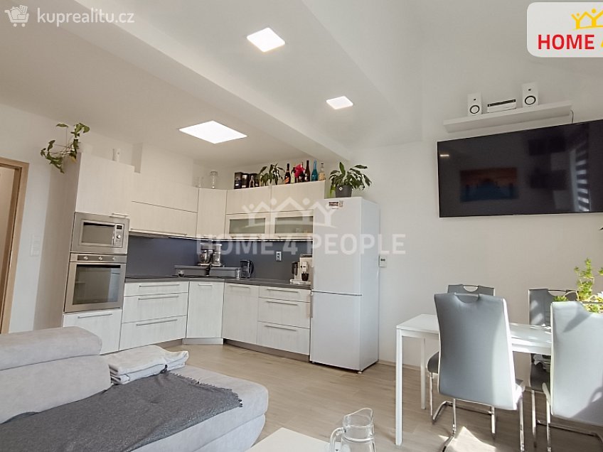 Pronájem bytu 4+kk 90 m^2 Nad Dolinami, Vranovice 