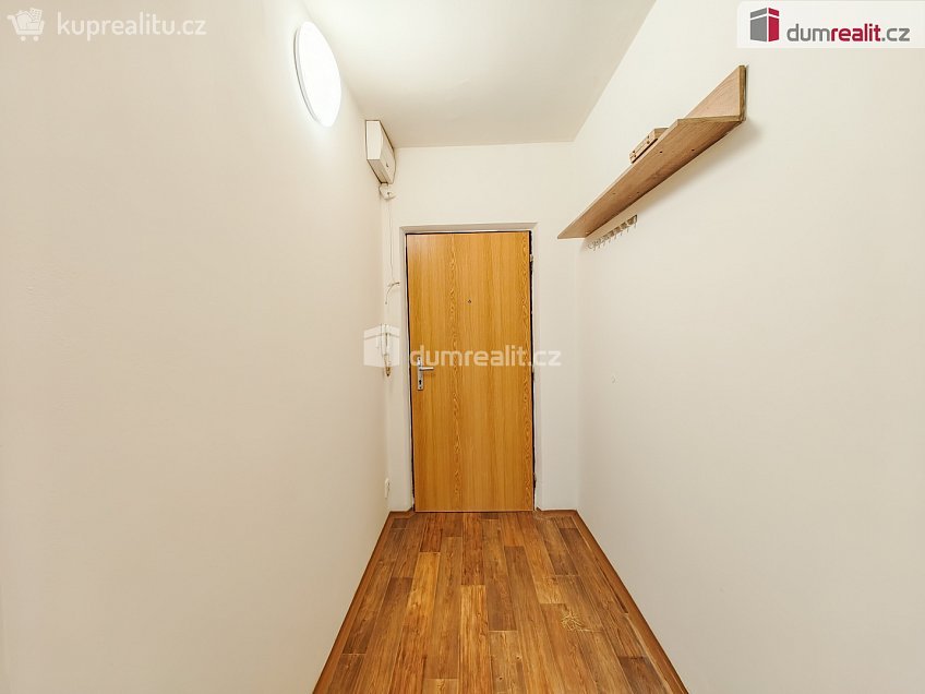 Pronájem bytu 2+kk 44 m^2 Dlouhá, Lovosice 