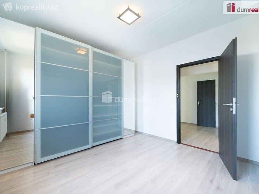 Prodej bytu 3+1 85 m^2 Prachatická, České Budějovice 