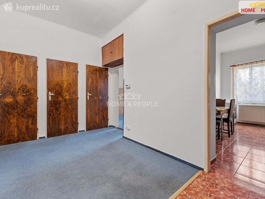 Prodej bytu 3+1 92 m^2 Olivova, Říčany 