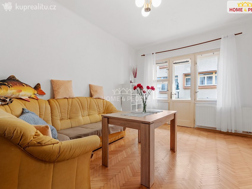 Prodej bytu 3+1 92 m^2 Olivova, Říčany 