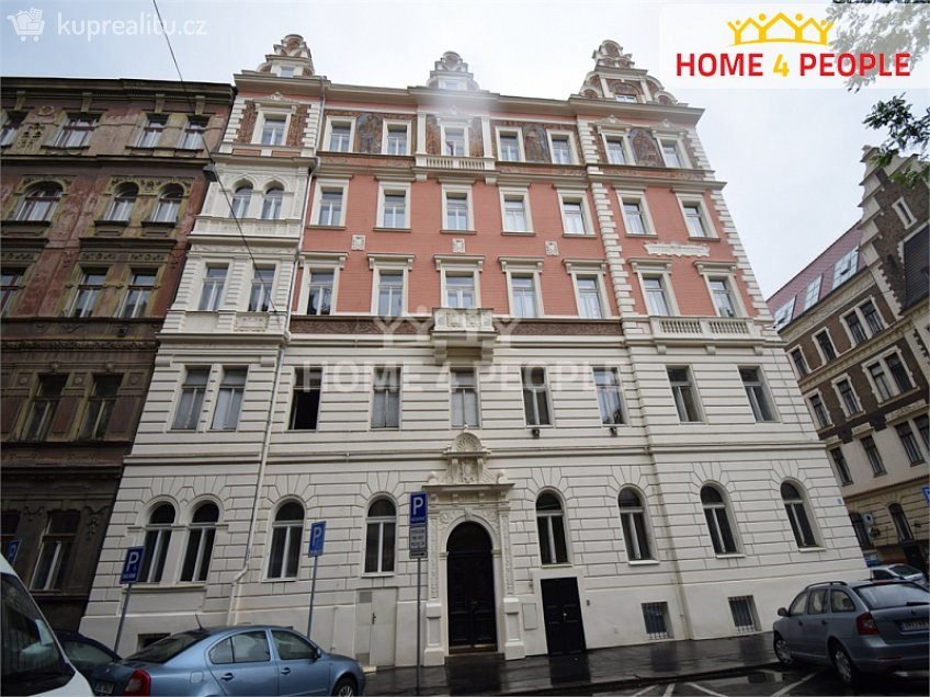 Pronájem bytu 4+kk 123 m^2 Zborovská, Praha 5 