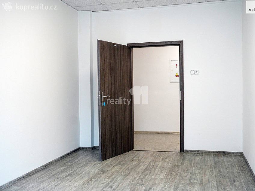 Pronájem  kanceláře 18 m^2 Podolí, Ledeč nad Sázavou 