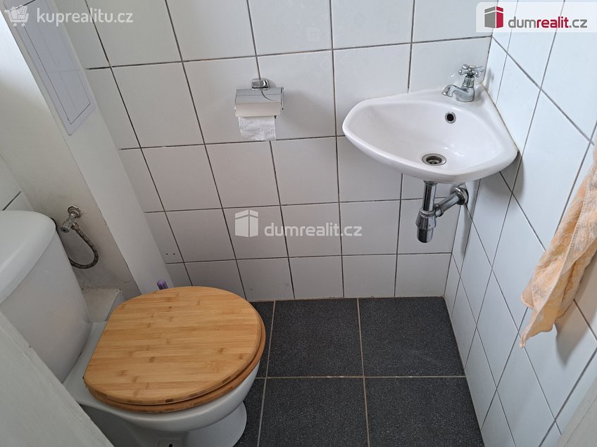 Prodej bytu 2+kk 45 m^2 České mládeže, Ústí nad Labem 