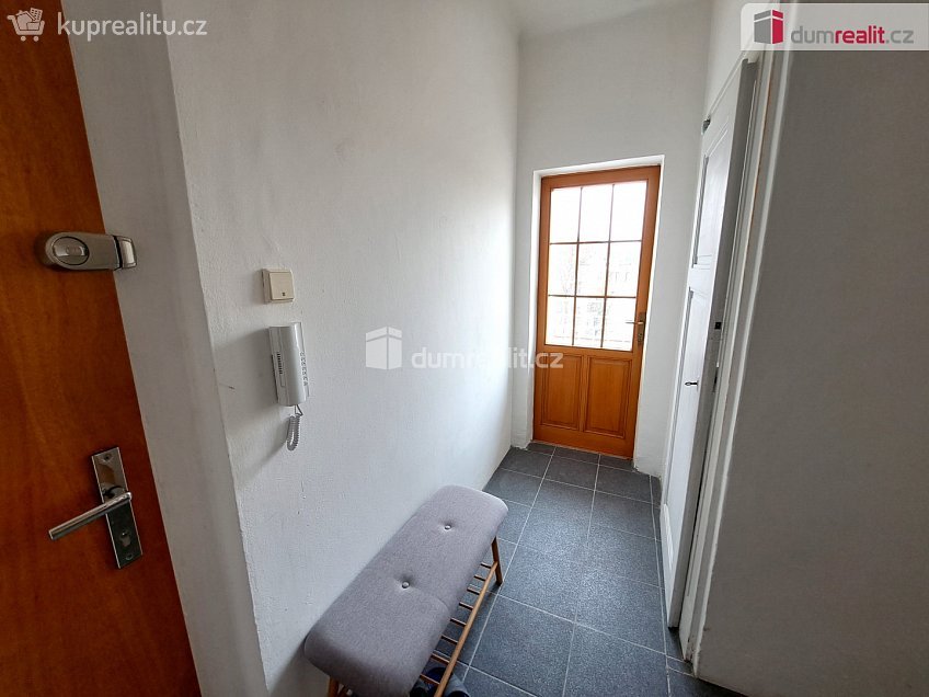 Prodej bytu 2+kk 45 m^2 České mládeže, Ústí nad Labem 