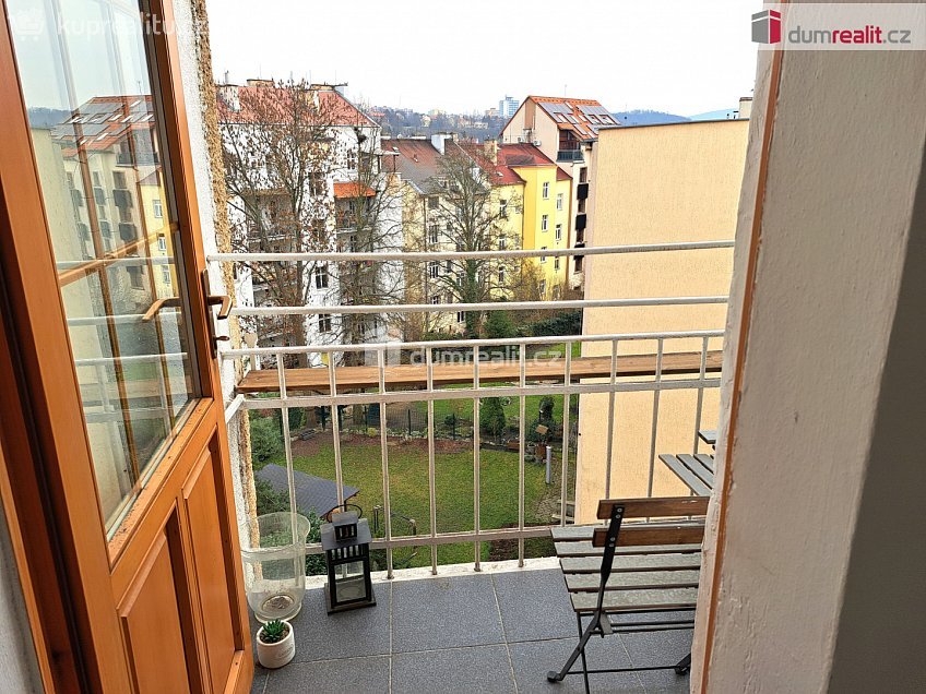 Prodej bytu 2+kk 45 m^2 České mládeže, Ústí nad Labem 