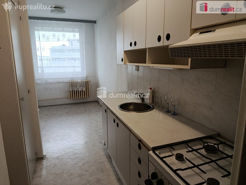 Pronájem bytu 3+1 71 m^2 Hrudičkova, Praha 11 