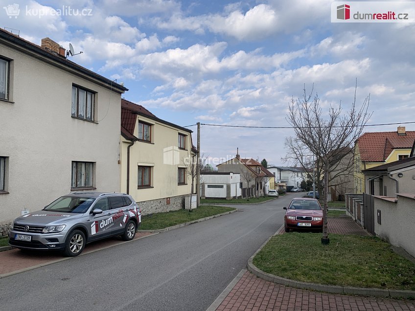 Prodej  rodinného domu 160 m^2 Zborovská, Dobříš 