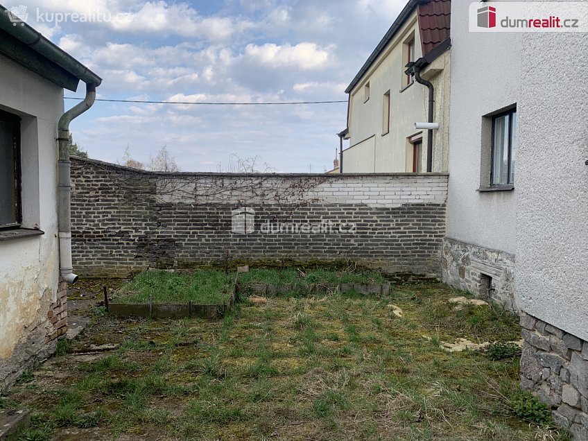 Prodej  rodinného domu 160 m^2 Zborovská, Dobříš 