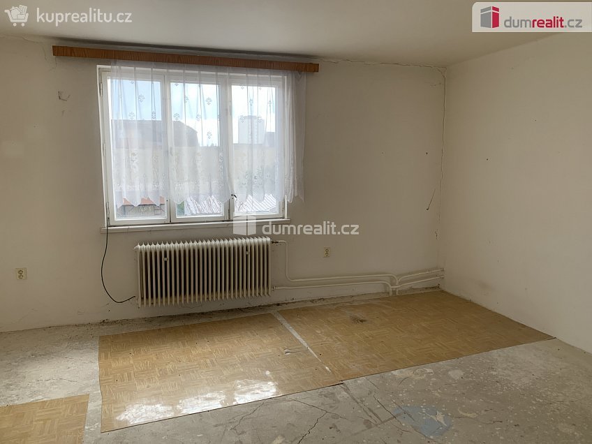 Prodej  rodinného domu 160 m^2 Zborovská, Dobříš 