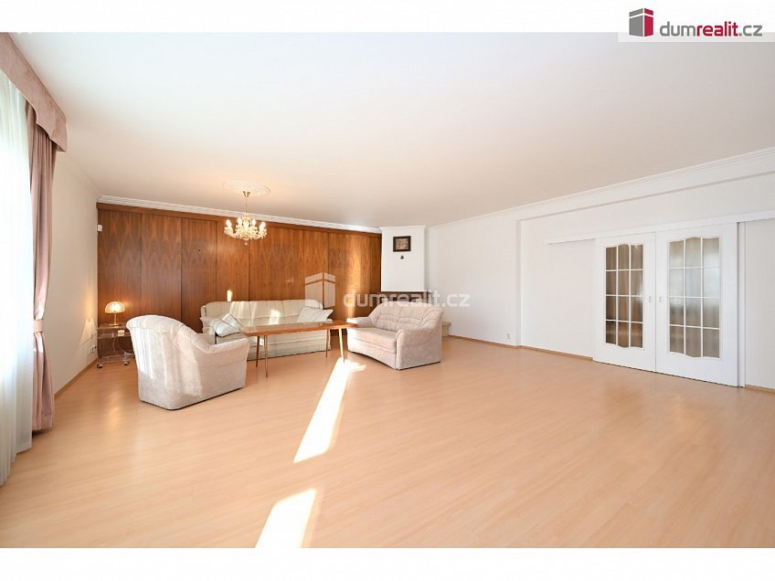 Pronájem  kanceláře 20 m^2 Stojanova, Uherské Hradiště 