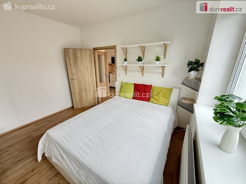 Pronájem bytu 2+kk 35 m^2 Cesta brigádníků, Kralupy nad Vltavou 