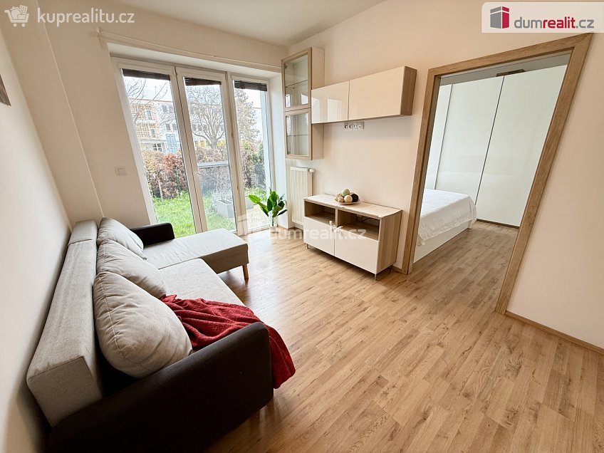 Pronájem bytu 2+kk 35 m^2 Cesta brigádníků, Kralupy nad Vltavou 