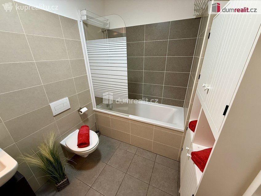 Pronájem bytu 2+kk 35 m^2 Cesta brigádníků, Kralupy nad Vltavou 