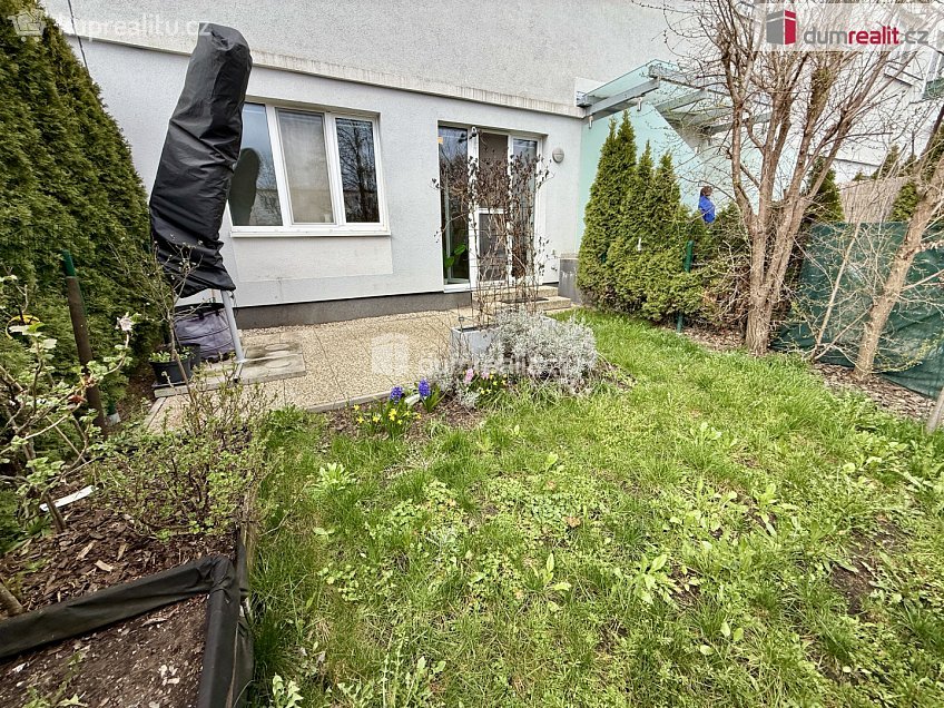 Pronájem bytu 2+kk 35 m^2 Cesta brigádníků, Kralupy nad Vltavou 