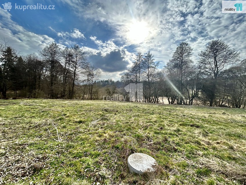 Prodej  stavebního pozemku 2281 m^2 K Hubačovu, Mnichovice 