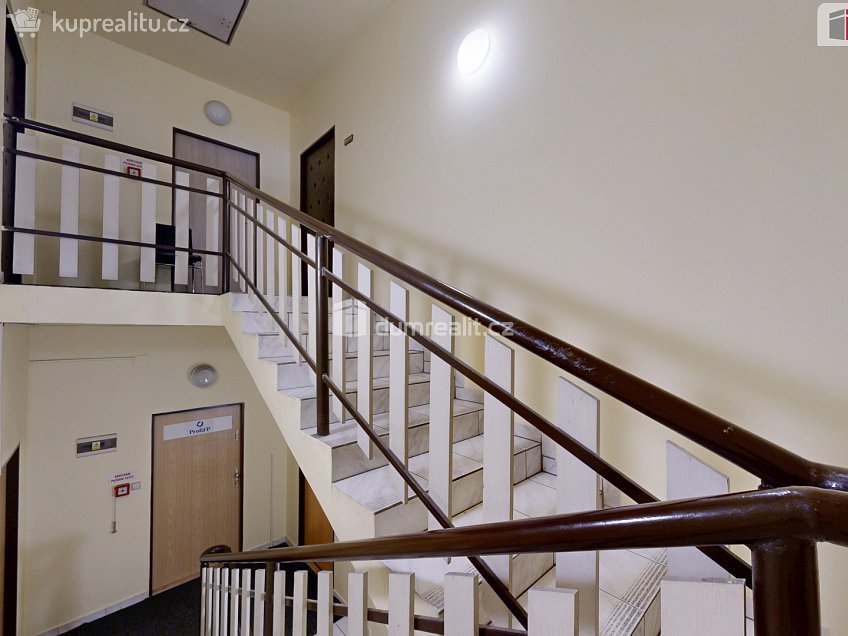 Pronájem  kanceláře 52 m^2 Krnovská, Opava 