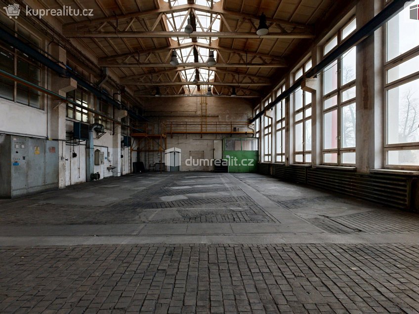 Pronájem  výrobních prostor 1062 m^2 Vratimovská, Ostrava 