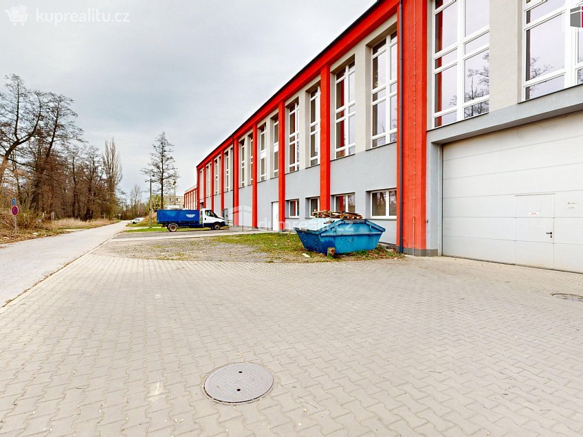 Pronájem  výrobních prostor 1062 m^2 Vratimovská, Ostrava 