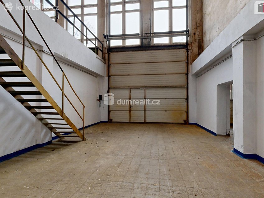 Pronájem  výrobních prostor 1062 m^2 Vratimovská, Ostrava 