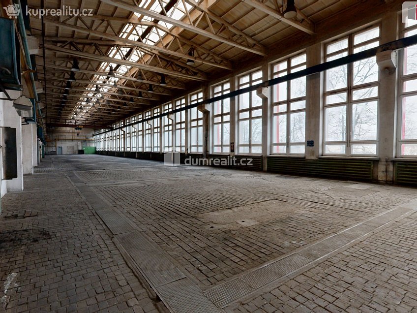 Pronájem  výrobních prostor 1062 m^2 Vratimovská, Ostrava 