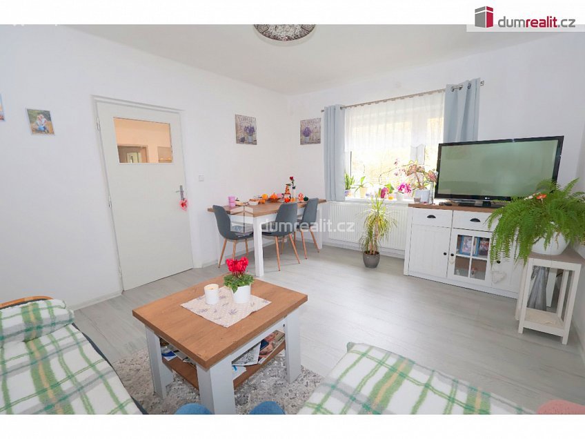 Prodej  rodinného domu 112 m^2 Slabčice, Slabčice 