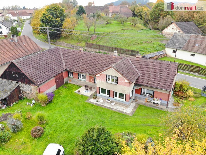 Prodej  rodinného domu 112 m^2 Slabčice, Slabčice 