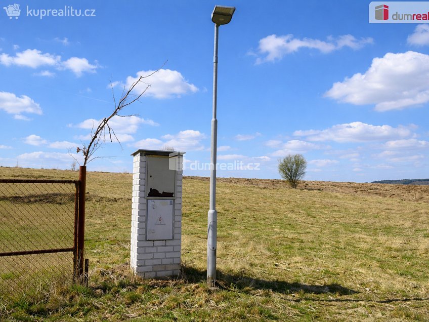 Prodej  stavebního pozemku 4794 m^2 Bykoš, Bykoš 