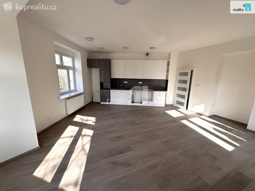 Prodej bytu 2+kk 73 m^2 Hanusova, Praha 4 