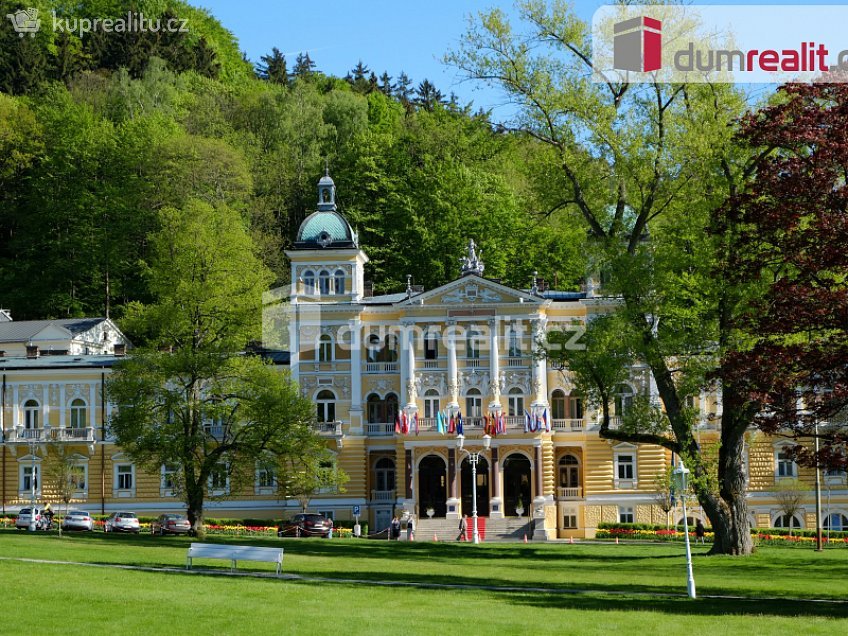 Prodej bytu 3+kk 62 m^2 Hlavní třída, Mariánské Lázně 