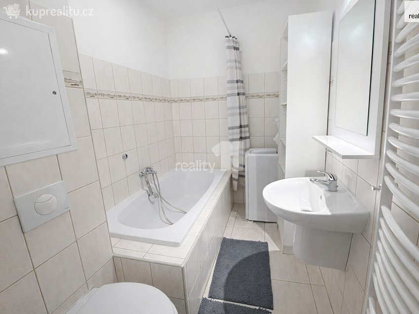 Pronájem bytu 2+kk 49 m^2 Chelčického, Kolín 